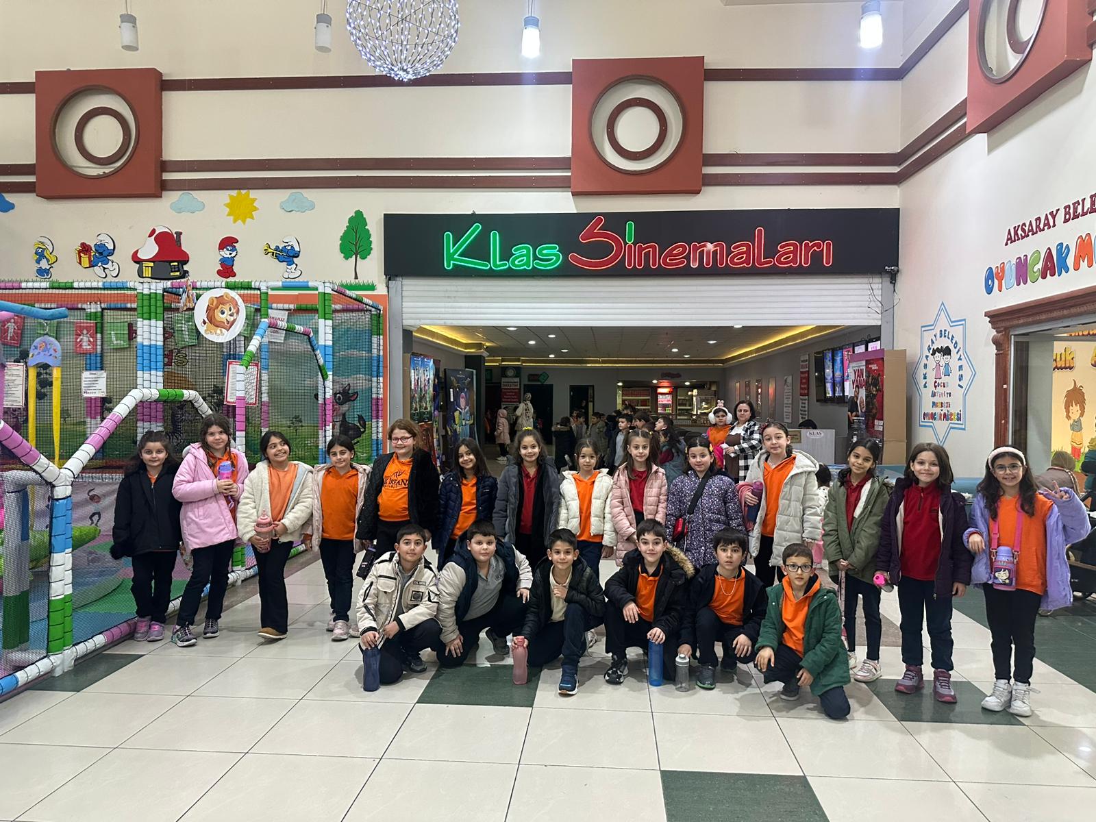 Kurumumuzdan Kareler